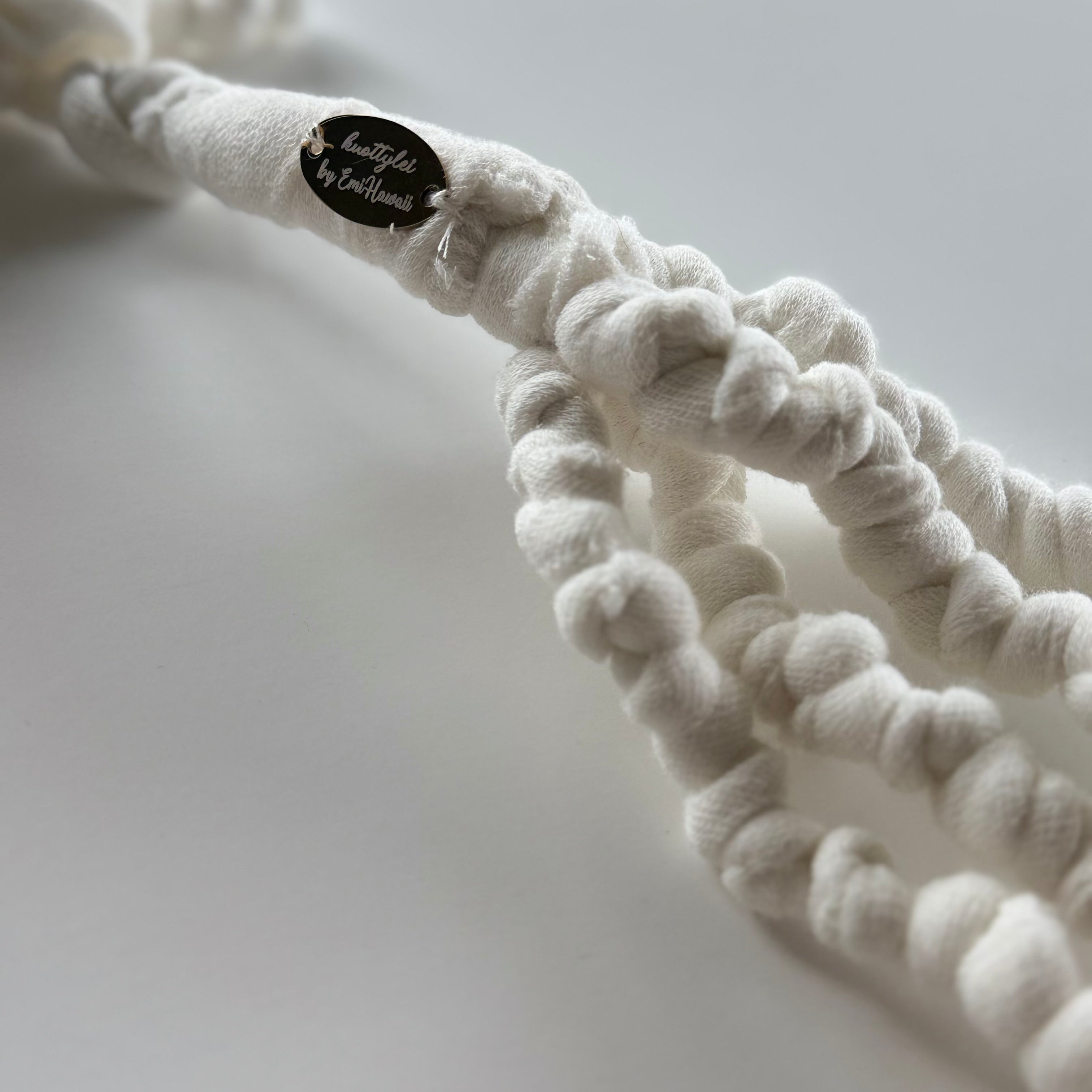 Pikake 4-strand
